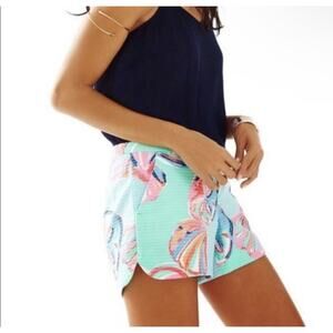 Lilly Pulitzer Adie Shorts Size 2 Minty Fresh On the Rocks Seashell Print